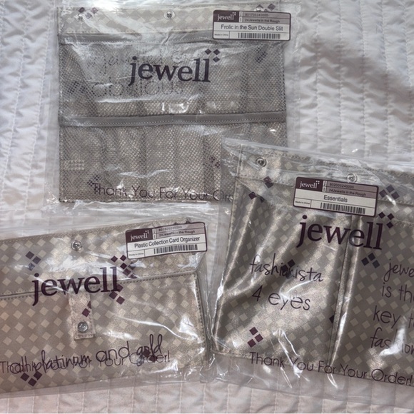 Jewell by Thirty-One Carry-all Trendsetter in “City Heels” and Jewell Pockets - Picture 9 of 9